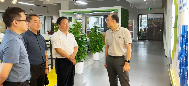 绿丞
