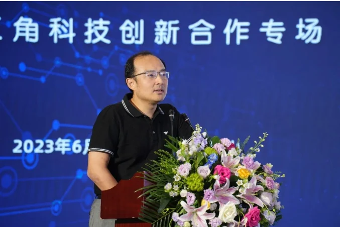 image.webp image.webp