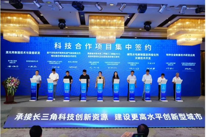 image.webp image.webp